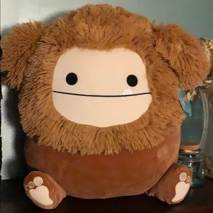 Squishmallow Benny the Bigfoot 16 i…